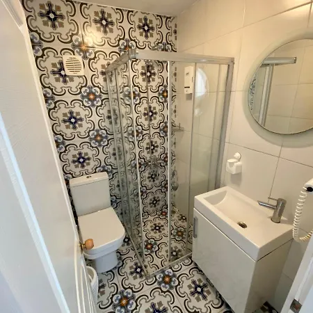 Ada Guest house